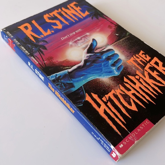 ✨2/$25✨ The Hitchhiker (1993) - Picture 3 of 3